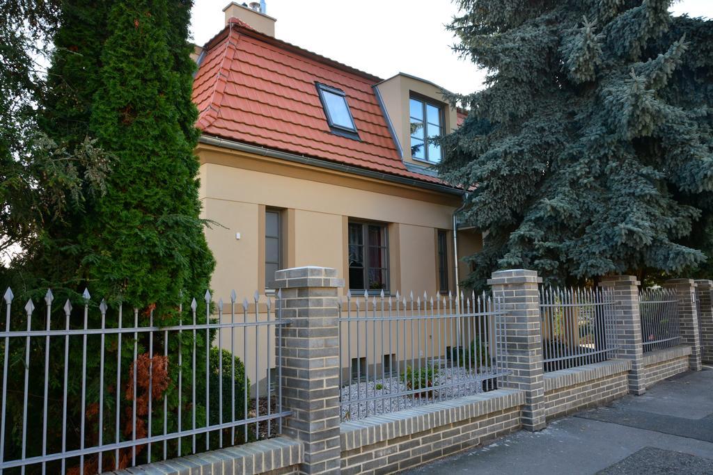 פראג Vila Krocinka מראה חיצוני תמונה